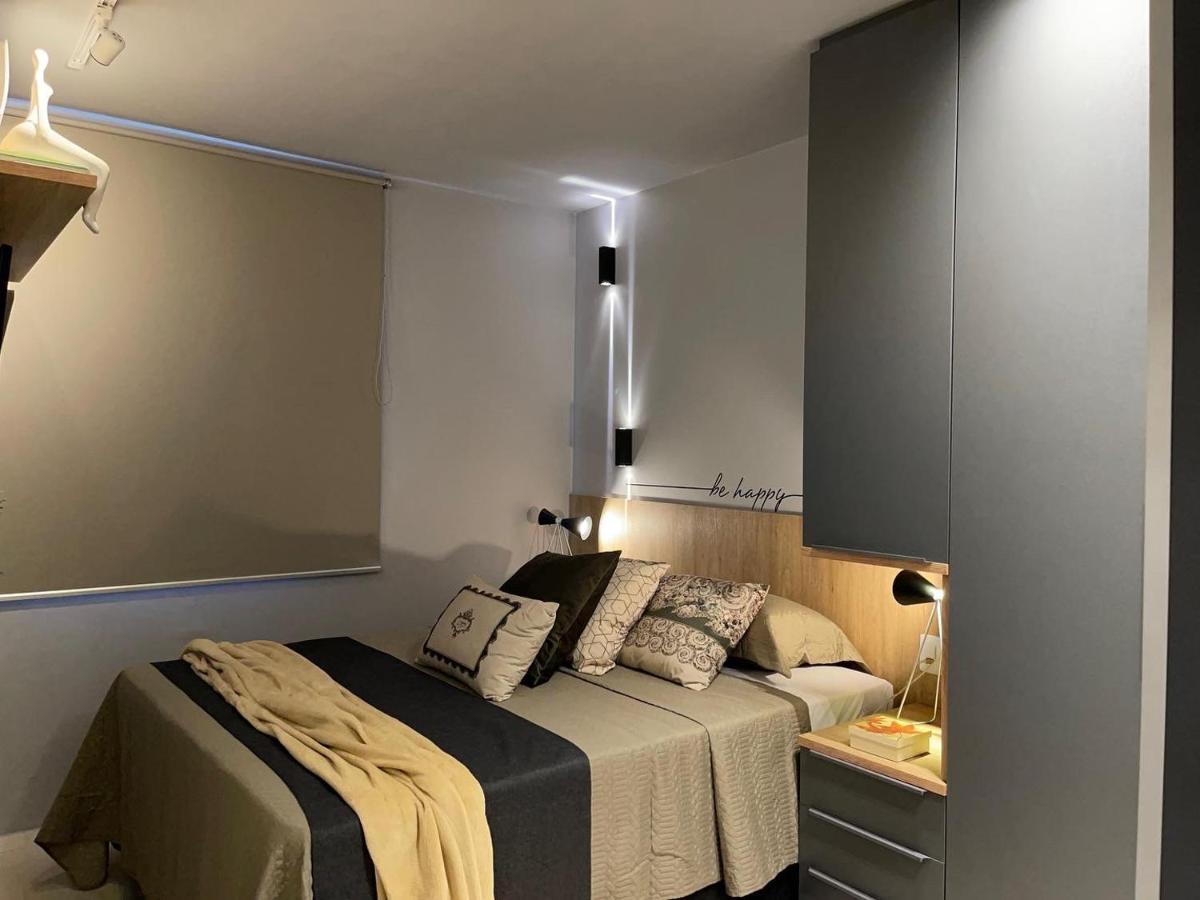 Apartamento Duplex Manhattan Com 2 Suites Casal E Solteiro E Reversivel ゴイアニア エクステリア 写真