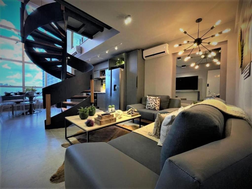 Apartamento Duplex Manhattan Com 2 Suites Casal E Solteiro E Reversivel ゴイアニア エクステリア 写真